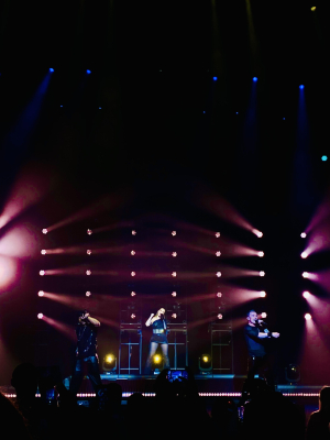 [url=https://www.instagram.com/hugocge/]Credit[/url] 
Keywords: Band;Tour