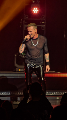 [url=https://www.instagram.com/pat220789/]Credit[/url] 
Keywords: Jon Lee;Tour