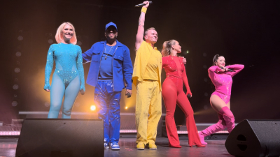 [url=https://www.instagram.com/nicoletishaa]Credit[url] 
Keywords: Band;Tour