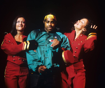 Keywords: Bradley McIntosh;Tour