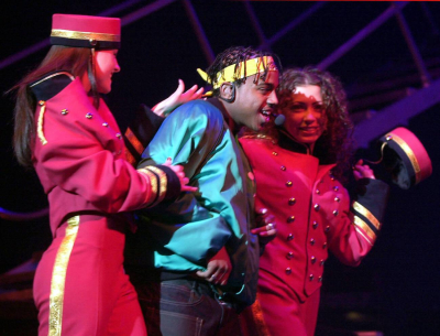 Keywords: Bradley McIntosh;Tour