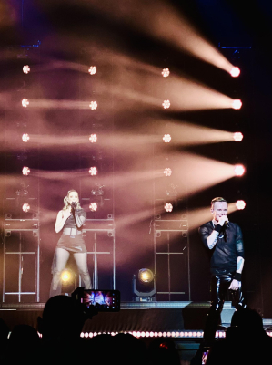 [url=https://www.instagram.com/hugocge/]Credit[/url] 
Keywords: Band;Tour