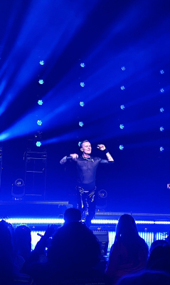 [url=https://www.instagram.com/hugocge/]Credit[/url] 
Keywords: Jon Lee