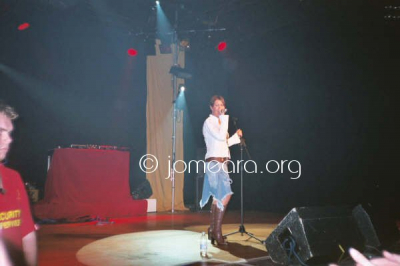 josinging6.jpg
