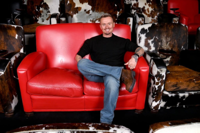 couch-jon1.jpg